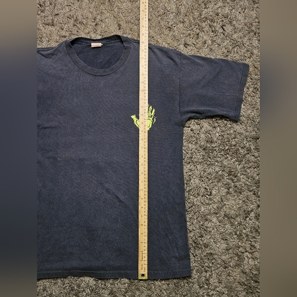 Vintage 80's Body Glove Graphic Neon Yellow Green Big Hand T-shirt Size L USA - Picture 10 of 10